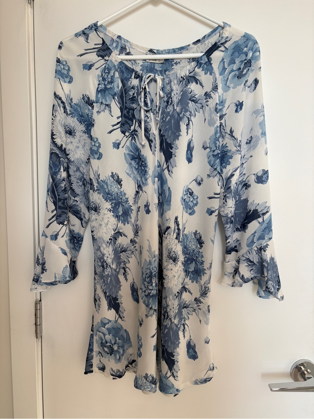 Gloria Vanderbilt Large Blue Tie-Neck Blouse with Flared Sleeves